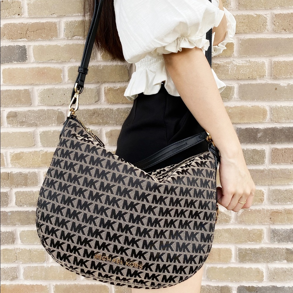 Michael Kors Hobo & Black wallet BUNDLE - Picture 2 of 8
